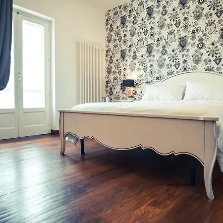 לינה וארוחת בוקר La Valle Del Cristallo Wellness & Charme אוסטוני