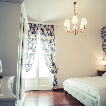 La Valle Del Cristallo Wellness & Charme Bed & Breakfast 4*